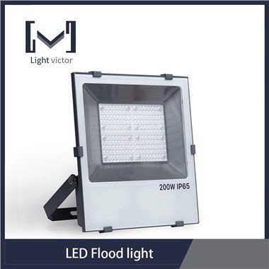 ضوء الفيضانات LED مع عدسة